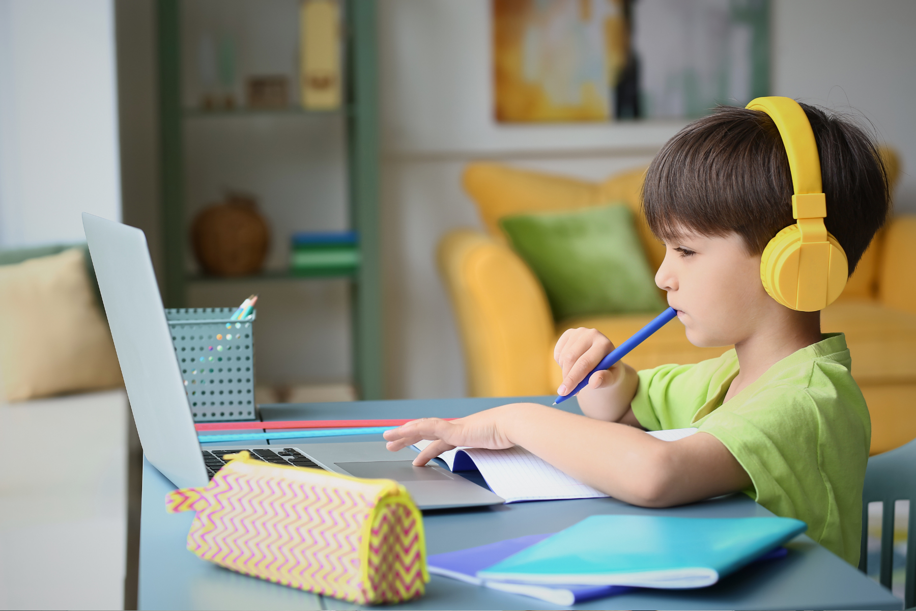 Cuando la infancia se digitaliza antes de tiempo: proteger a nuestros hijos de la violencia online